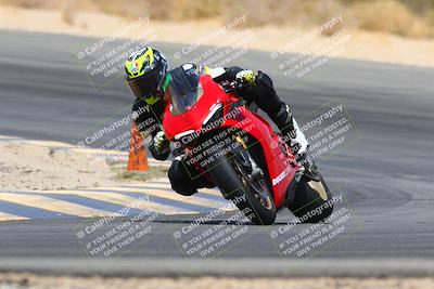 media/Apr-10-2022-SoCal Trackdays (Sun) [[f104b12566]]/Turn 10 (1pm)/